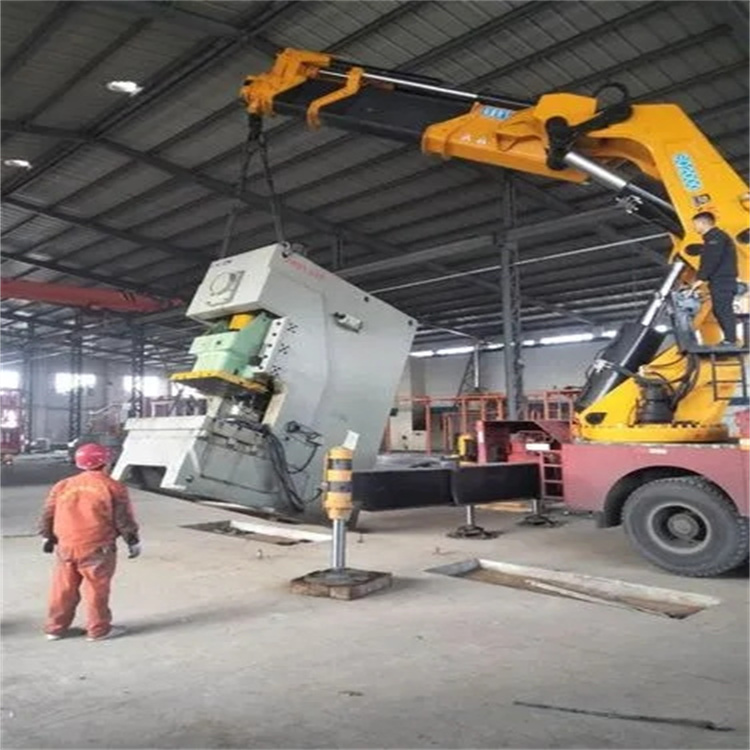 井研80吨折臂吊车出租附近电话